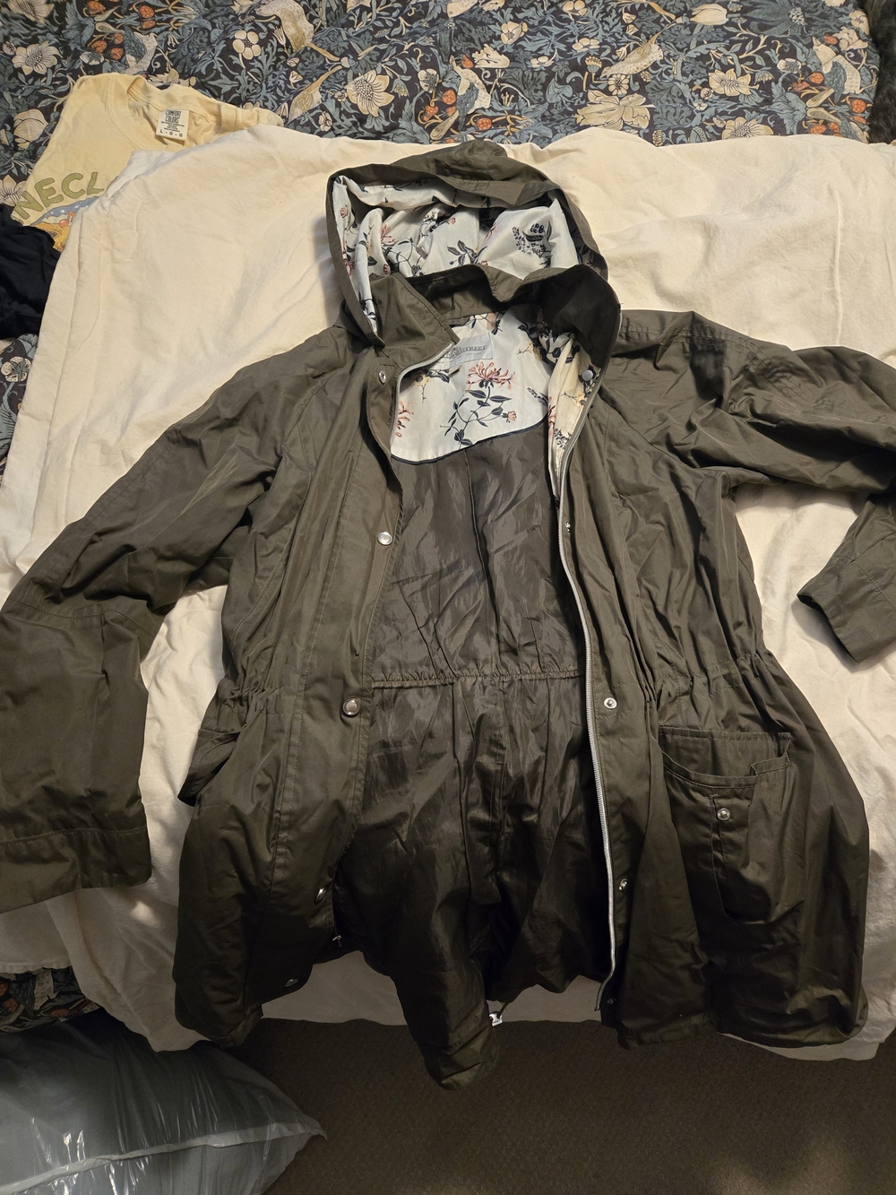 Olive Green Hooded Women's Lined Waterproof Jacket - XL